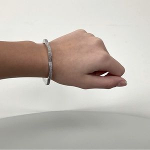 Kate Spade Hinged Silver Scallop Bracelet.